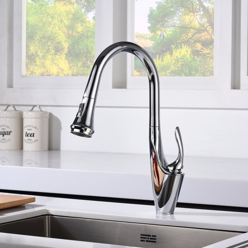 SUMERAIN Pull Down Kitchen Faucet Lead-free Stainless Steel Single Handle Kitchen Sink Faucet, Chrome