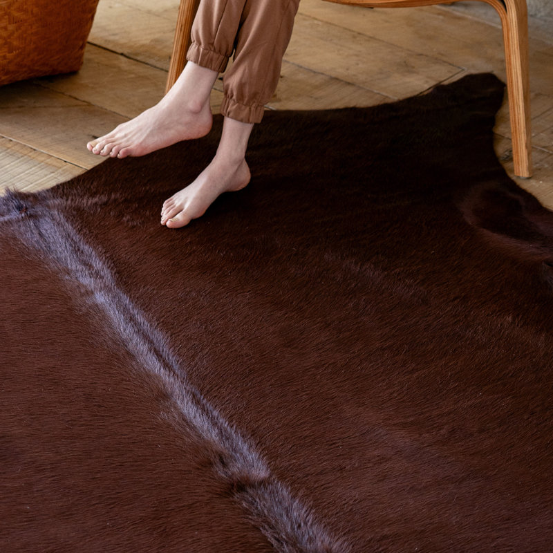 Tapis en cuir de vache teinté chocolat brésilien - Tapis en cuir véritable