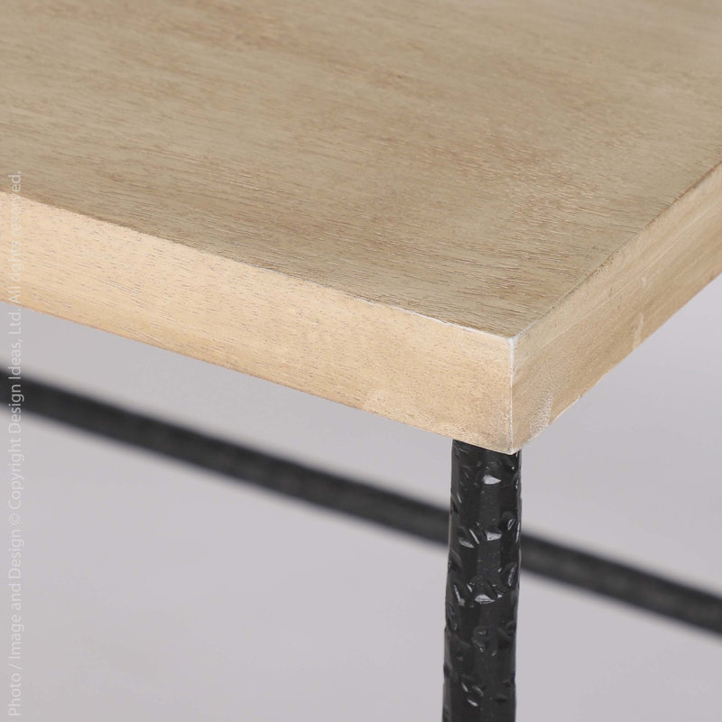 Miloh Valea Coffee Table