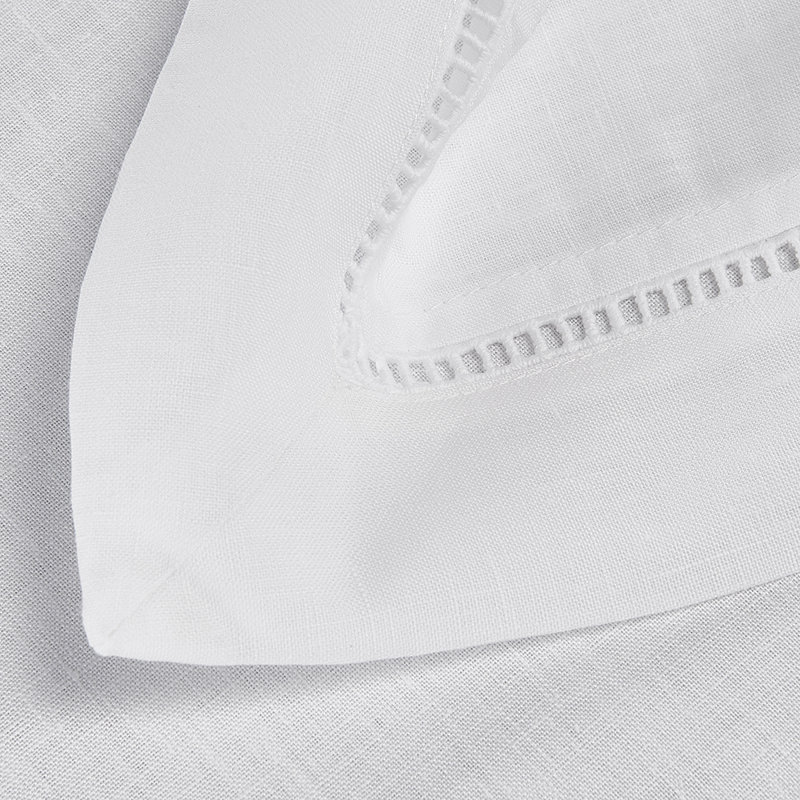 Serviettes simples et opulentes 100% lin - (paquet de 4) - Premium (bordure ajourée) réutilisable, lavable, durable, utilisation quotidienne