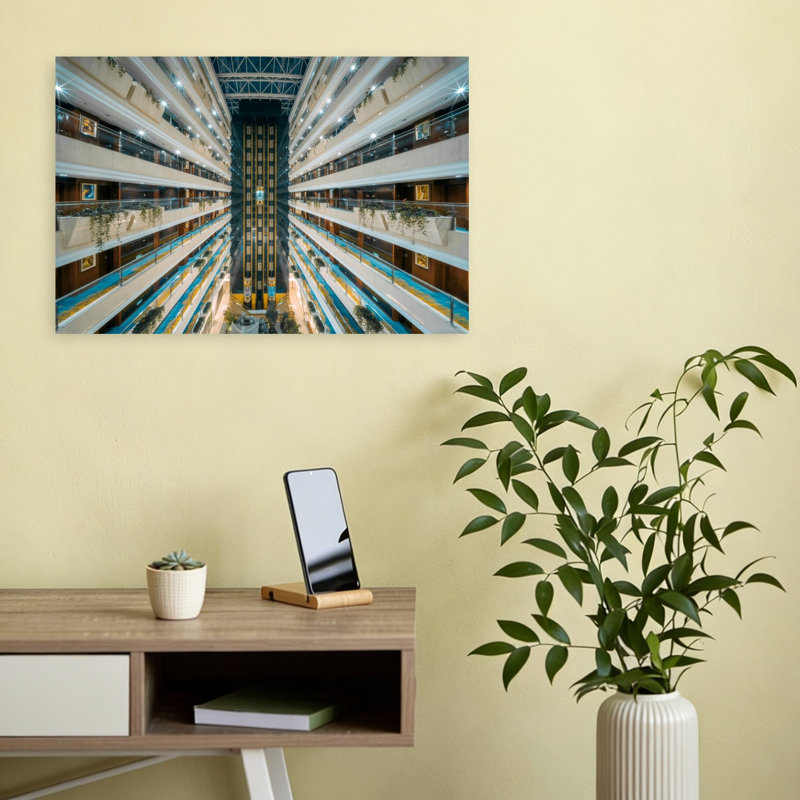 «Grand Hotel Atrium», impression d'art urbain élégant, H 12 po x l 18 po