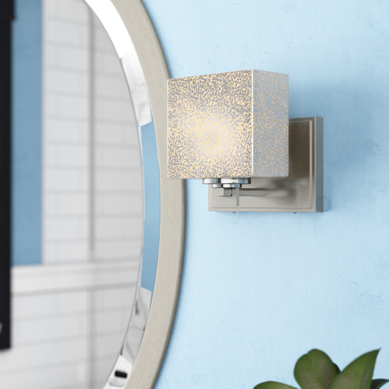Casson Armed Sconce, Brushed Nickel