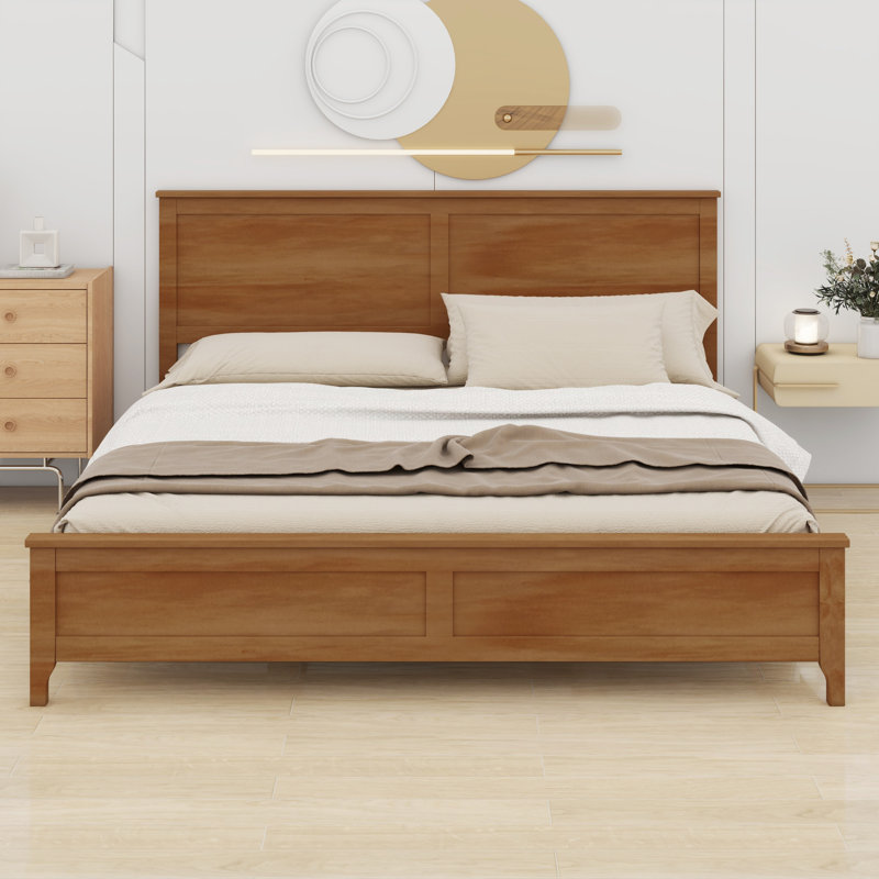 Classic Wood Platform Bed Featuring Strong Slat Support