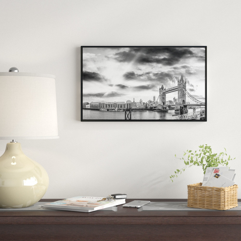 " Black And White View Of London Panorama " East Urban Home 