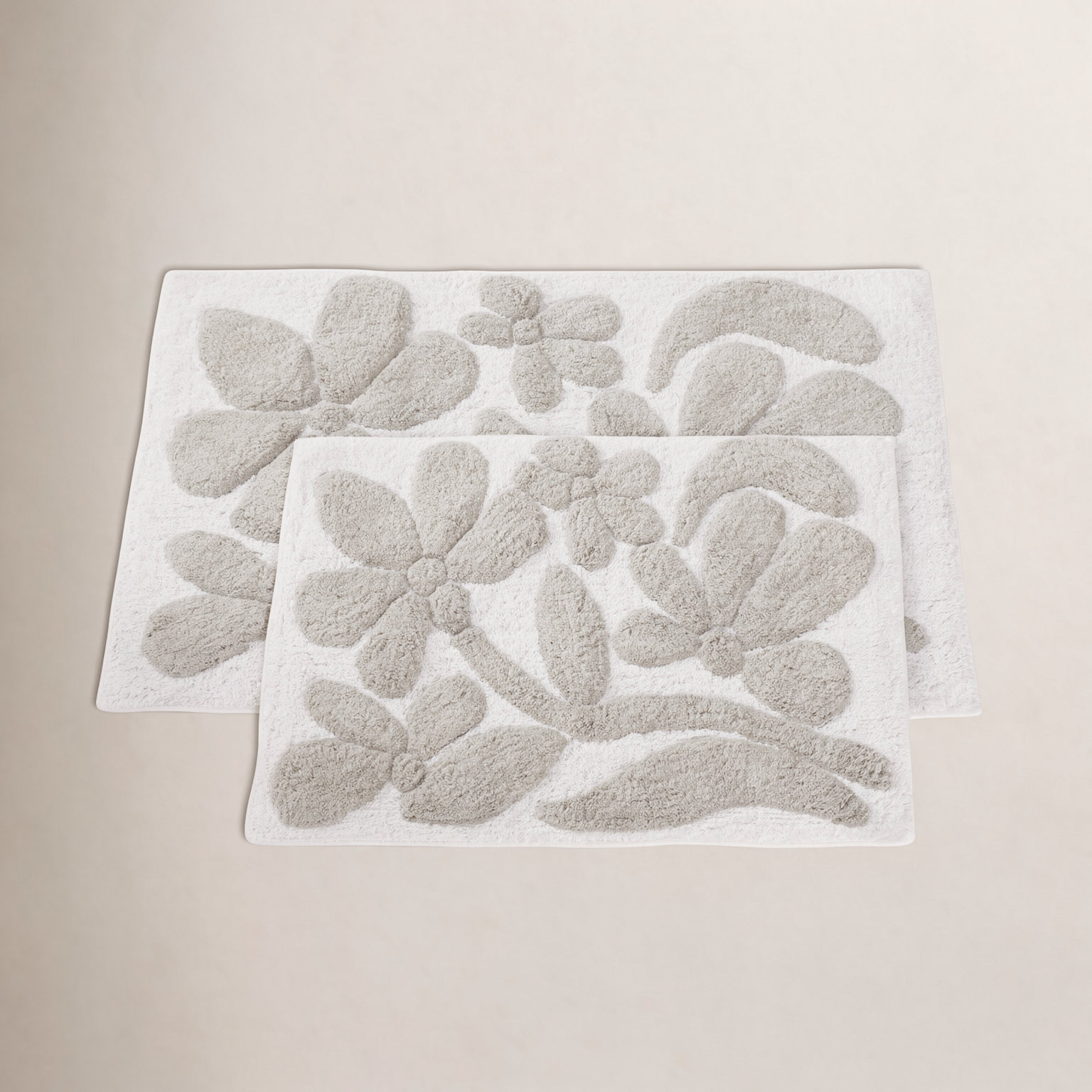100% Cotton Floral Pattern Bath Mat, Gray Floral, 24 in x 17 in