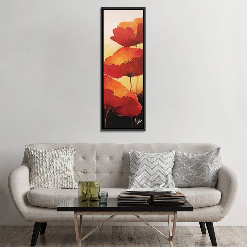 «Three Red Poppies II», impression sur toile, H 36 po x l 12 po x P 1,5 po, Toile avec cadre noir