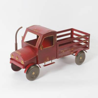 Sculpture de camion Ismael