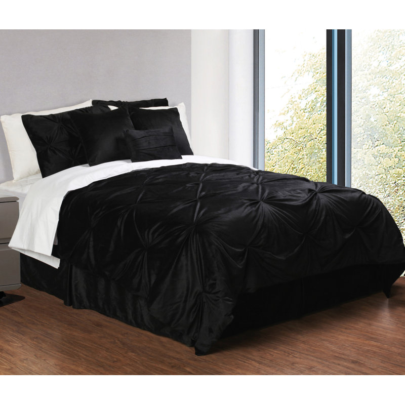 Pintuck Plush Polyester Comforter, Queen, Black