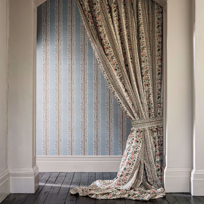 Highgrove Rose Pergola, Chintz
