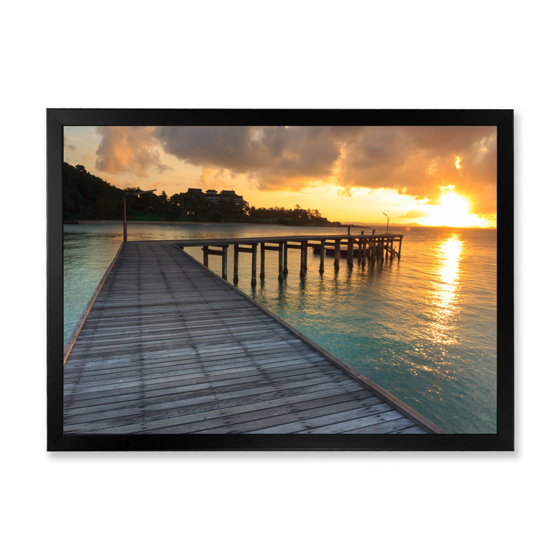 «Bridge Path To Morning Sun», reproduction sur toile, Cadre d'angle fermé noir, H 12 po x l 20 po x P 1 po