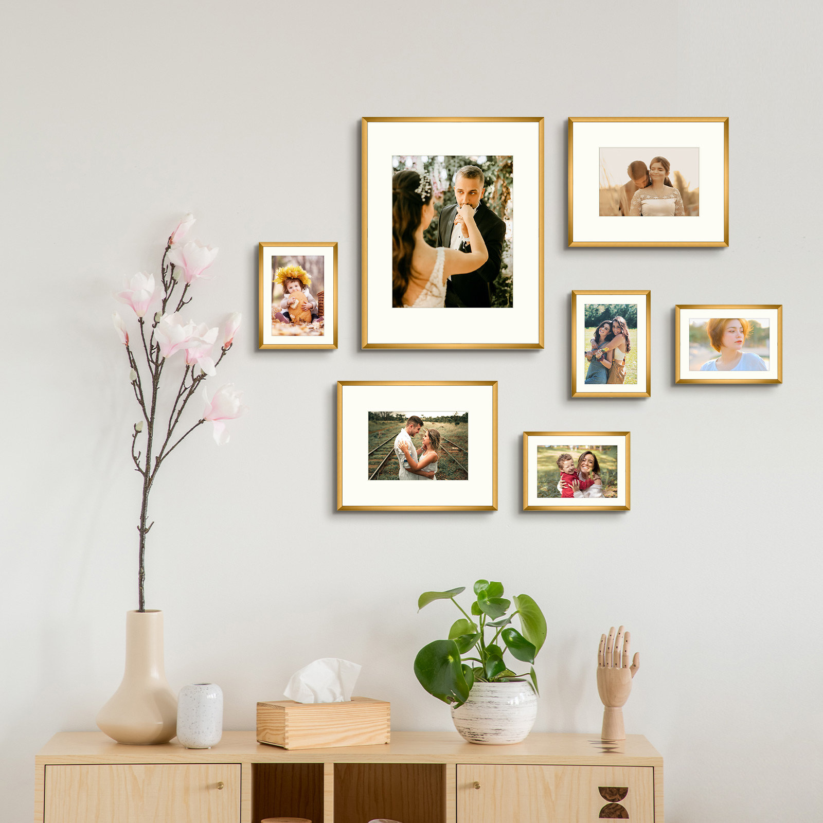 8x10 Picture Frame with Mat for 5x7 Photo Wall or Tabletop Display