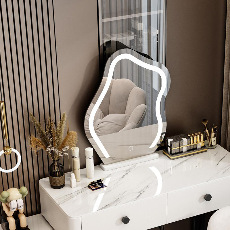 Maquillage Jadarrian avec lumière réglable