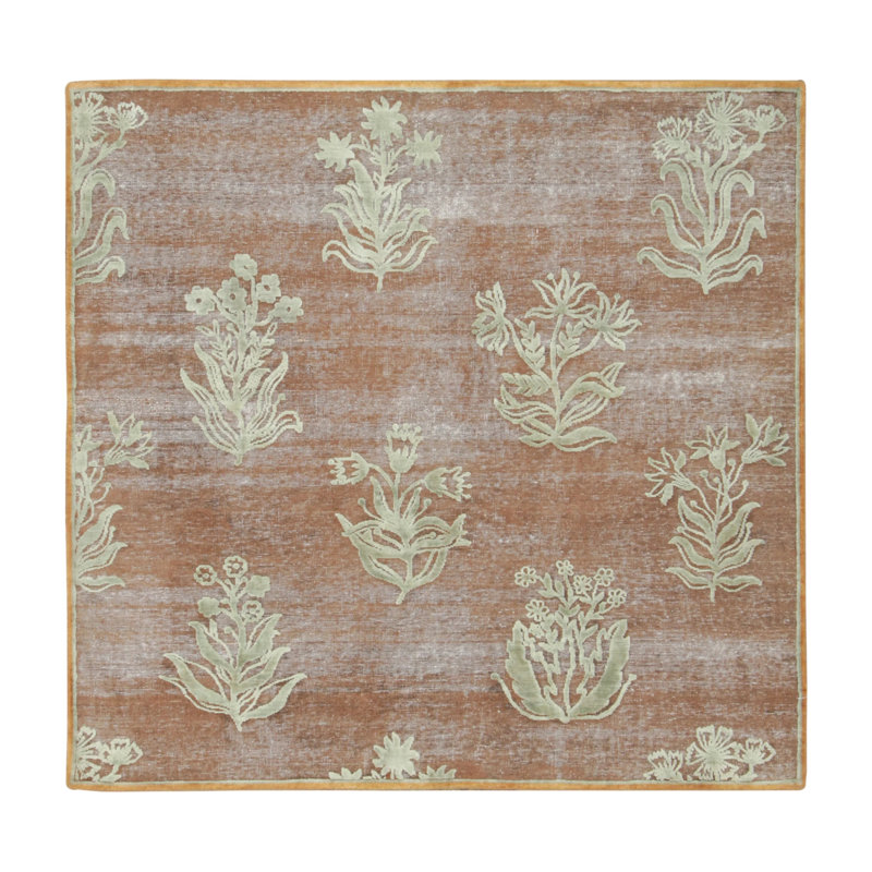 Handmade Silk Floral Area Rug, Beige, Rectangle 4'8" x 4'1"