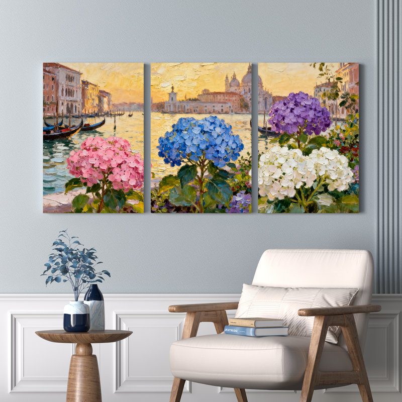 Ensemble de 3 tableaux sur toile tendue représentant des hortensias et un canal de Venise, H 30 po x l 60 po
