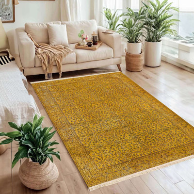 Distressed Saffron Traditional Area Rug