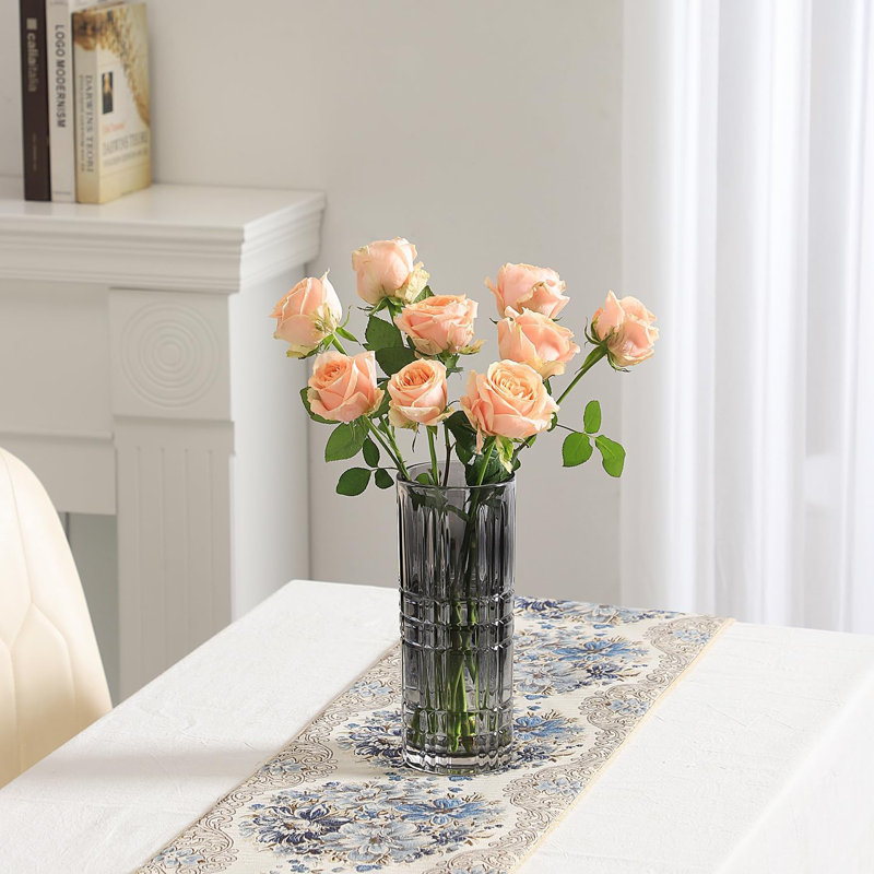 Vase de table en verre Kiruna, H 10 po x l 3,95 po x P 3,39 po, Gris