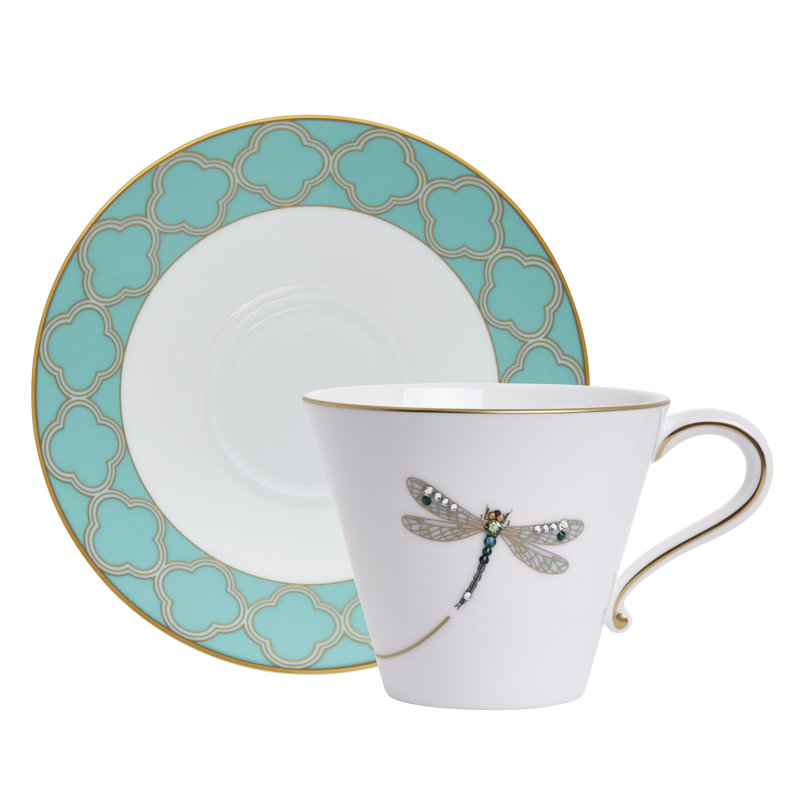 Tasse et soucoupe en porcelaine tendre