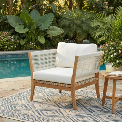 Chaise d'extérieur 30,3 po en bois d'acacia avec accents de corde tissée, chaise longue simple résistante aux intempéries avec coussins épais, chaise d'appoint moderne pour la cour, la terrasse, le bord de la piscine