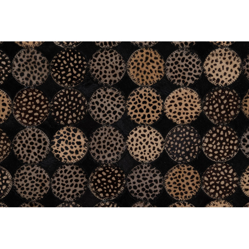 Tapis noir Orlowski