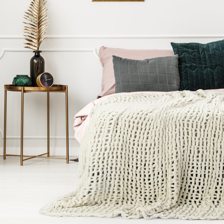 Chunky Knit Blanket,Tight Braided Thick Cable Knit Throw for Sofa Or  Bed,Blanket for Decor,Soft and Warm Blanket,for Bedroom, Living Room, Yoga  Mat Rug (Color : A, Size : 120x150cm) : : Home
