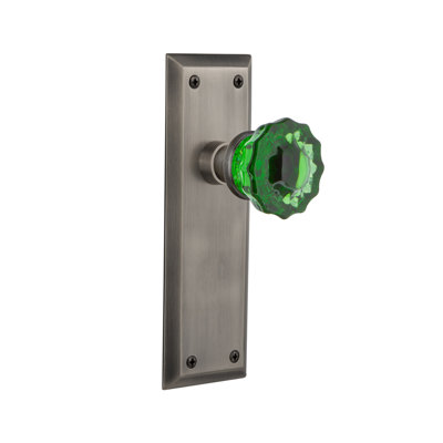 New York Plate with Crystal Emerald Door Knob