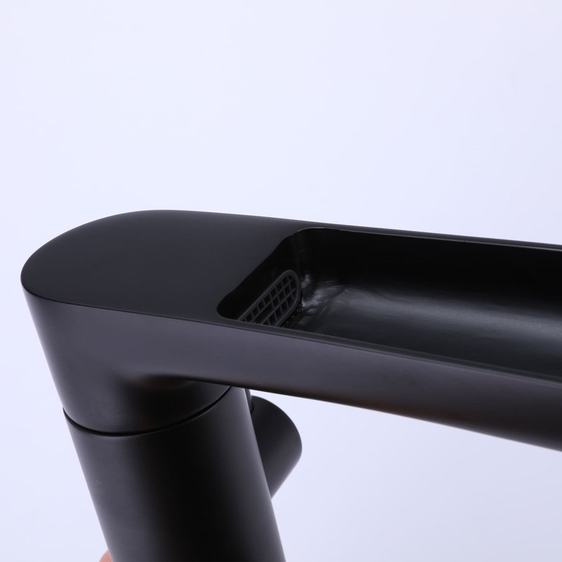 1 Handle Deck Roman Tub Faucet with Diverter, Matte Black