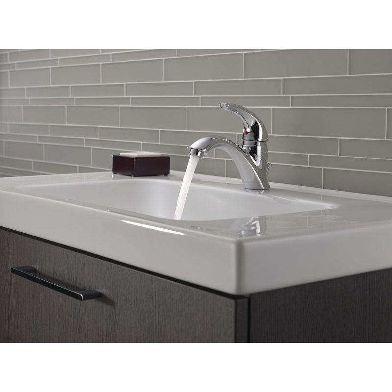 Classic Single Hole Bathroom Faucet with Drain Assembly, Single Handle Bathroom Sink Faucet, Chrome