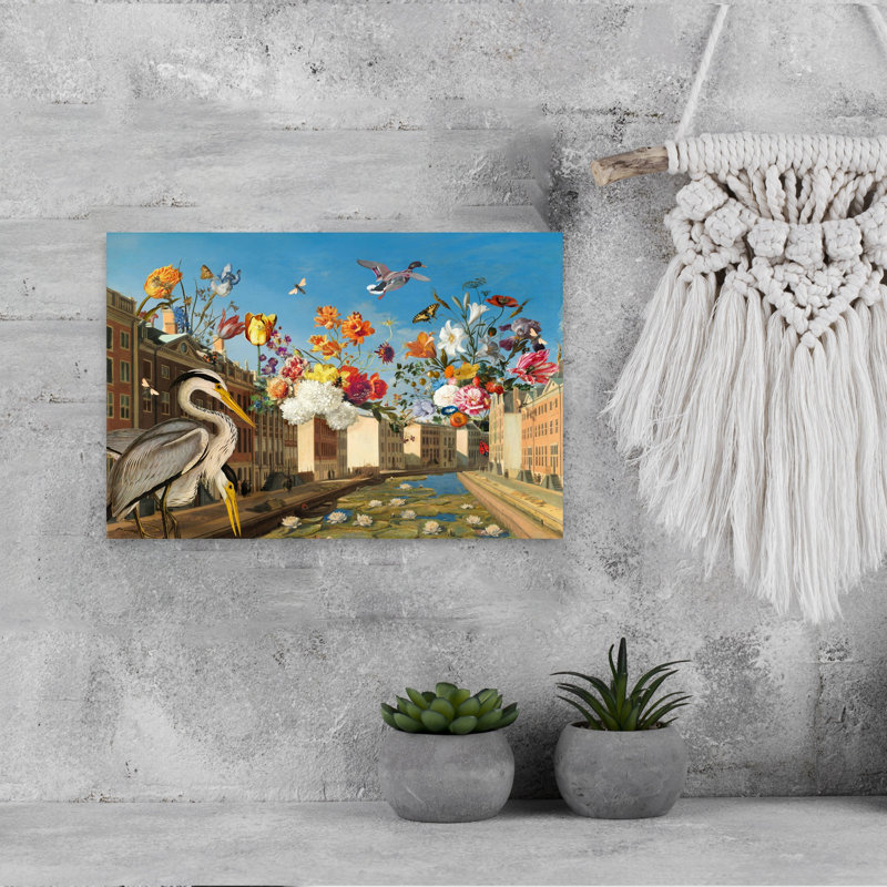 «Heron's Floral City Dream», art mural paysage urbain serein et surréel, H 12 po x l 18 po