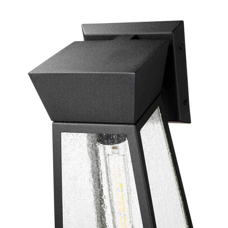 Applique murale d'extérieur 1 lumière Lucian, H 17 po x l 8 po x P 7 po