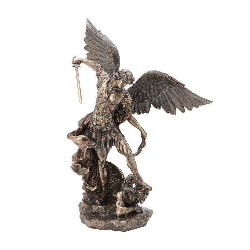 Hillis Resin Figurine / Sculpture Decorative Object