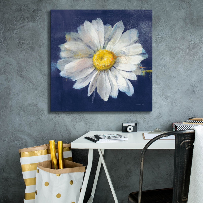 «Boldest Bloom 2 Dark Blue» par Danhui Nai, art mural sur toile, H 26 po x l 26 po