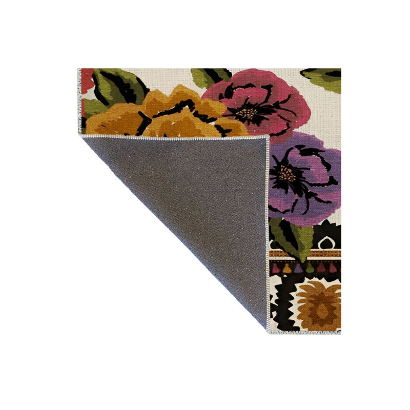 Tapis décoratif multicolore à motif floral rose, Rectangle 4 pi 7 po x 6 pi 7 po