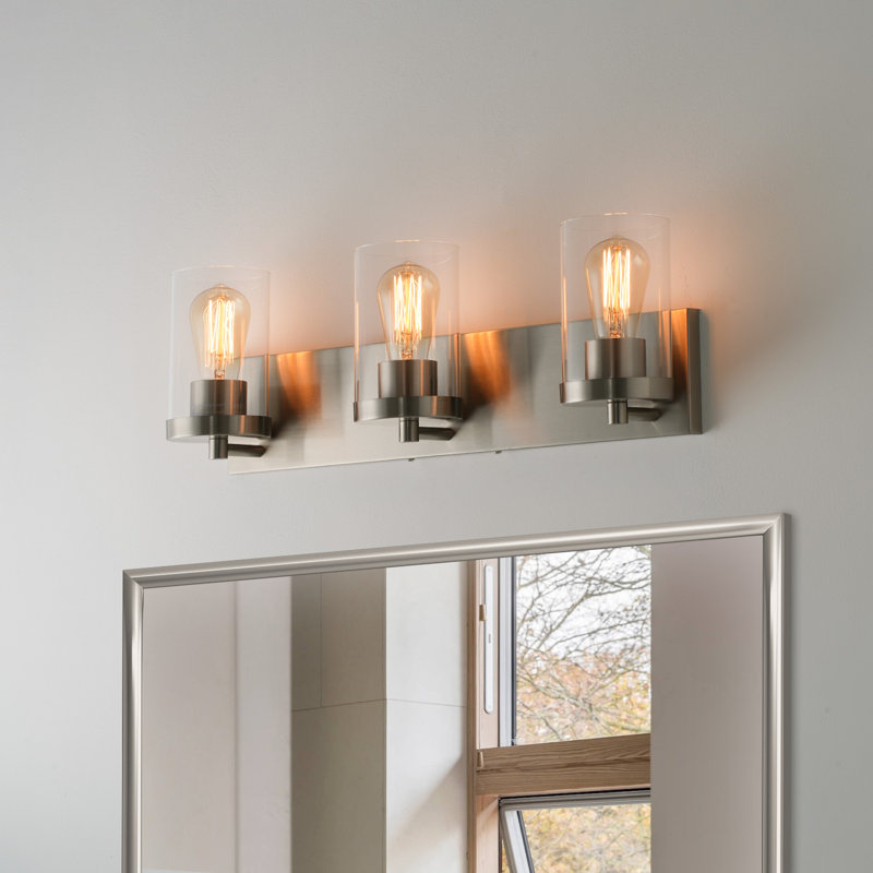 Luminaire de meuble-lavabo avec abat-jour en verre transparent Cleofas, Nickel brossé, Trois lumières