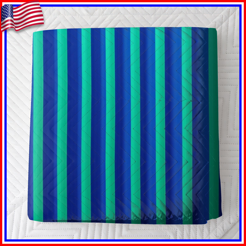 Blue Vertical Stripes Bedding Stripes Bedspread Pattern, Full / Double