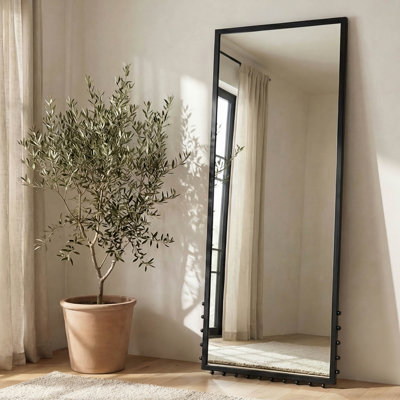 Miroir pleine grandeur, cadre en fer