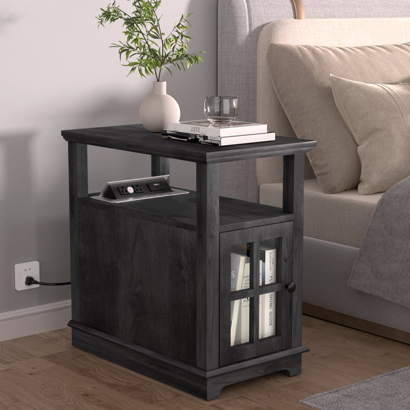 Tables de chevet de 23,6 po Roseannah avec rangement et prises intégrées, Noir