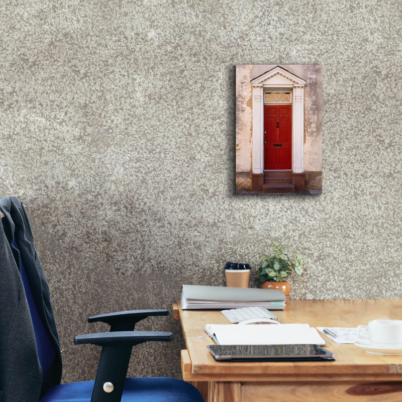 «Red Door» par Epic Portfolio, art mural sur toile Red Barrel Studio®, H 18 po x l 12 po x P 0,75 po