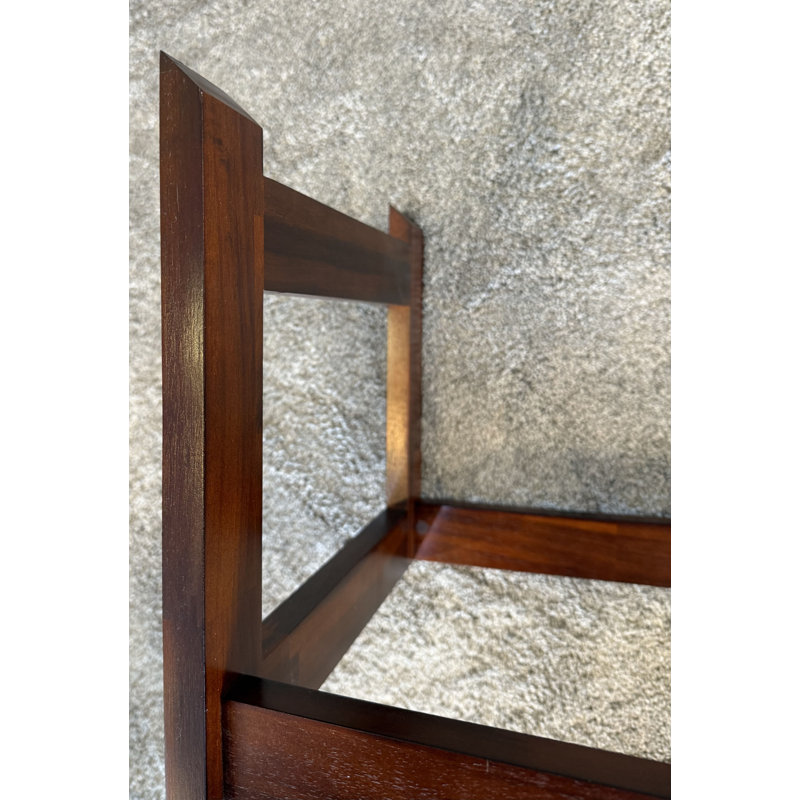 Anayanci Solid Wood End Table, Mahogany