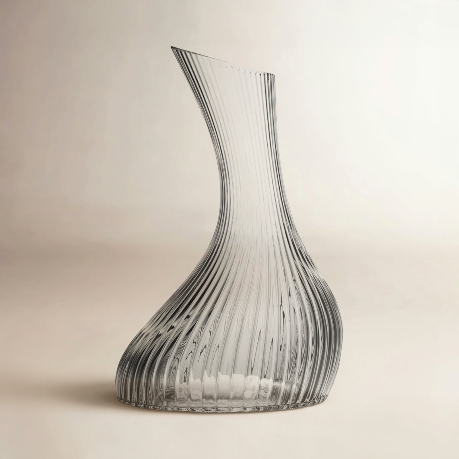 Vini 61.5oz. Pitcher