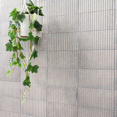 Serata Harmona 4.5 in. x 9 in. Matte Porcelain Fluted Wood Look Wall Tile