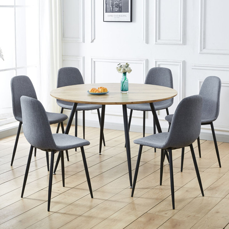 Antigua 6 - Person Dining Set