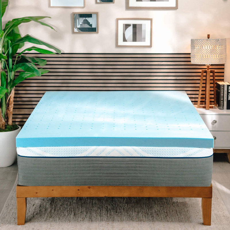 Surmatelas Danita en mousse à mémoire de forme, Très grand simple, 3"