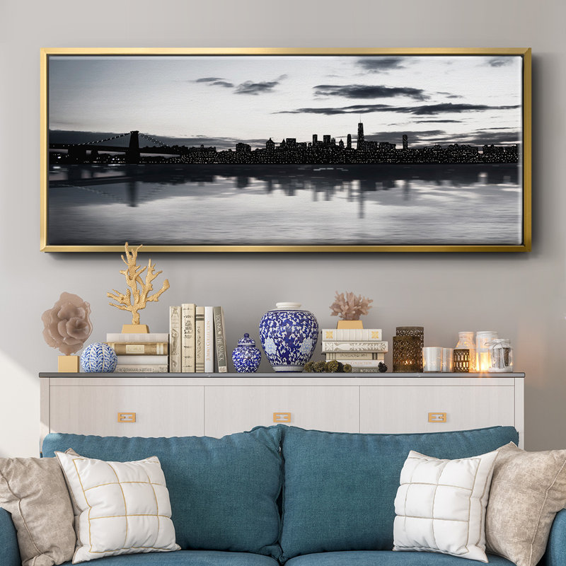 Toile encadrée, «Shimmering Skyline», H 8 po x l 20 po