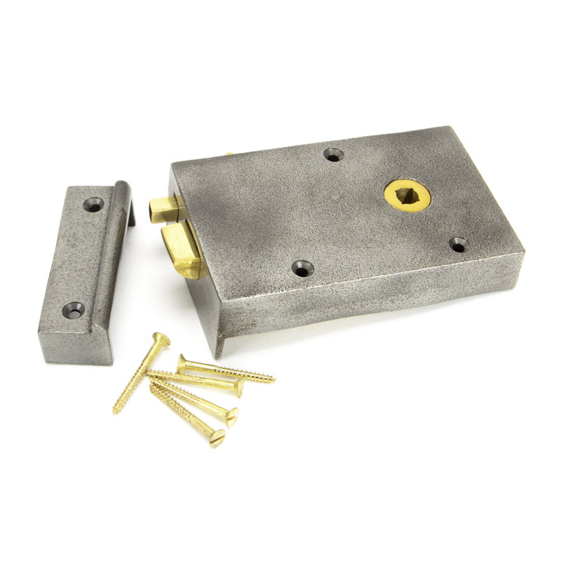 Bathroom Latch Iron