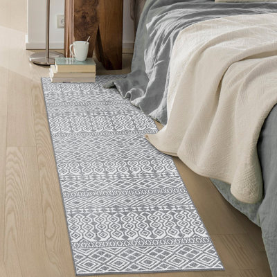 Ketherine Washable Geometric Indoor Rug