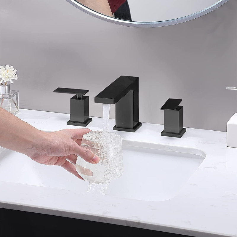 Widespread Bathroom Faucet with Drain Assembly