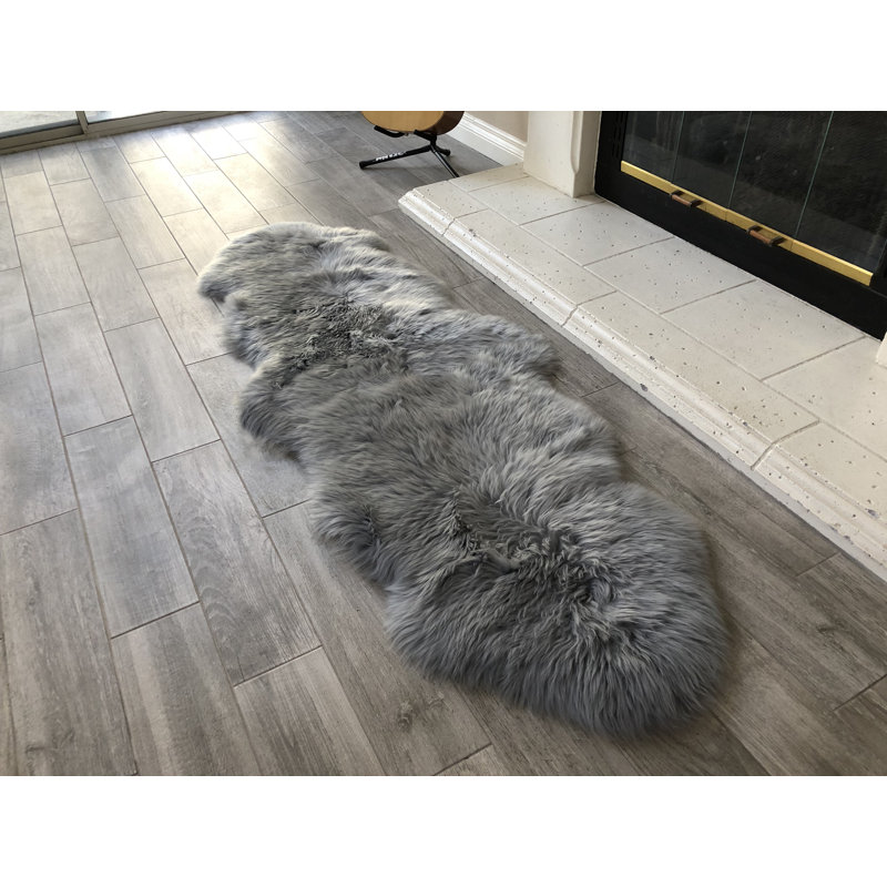 Amaranta Performance Sheepskin Indoor Rug, Novelty 2' x 5'5"