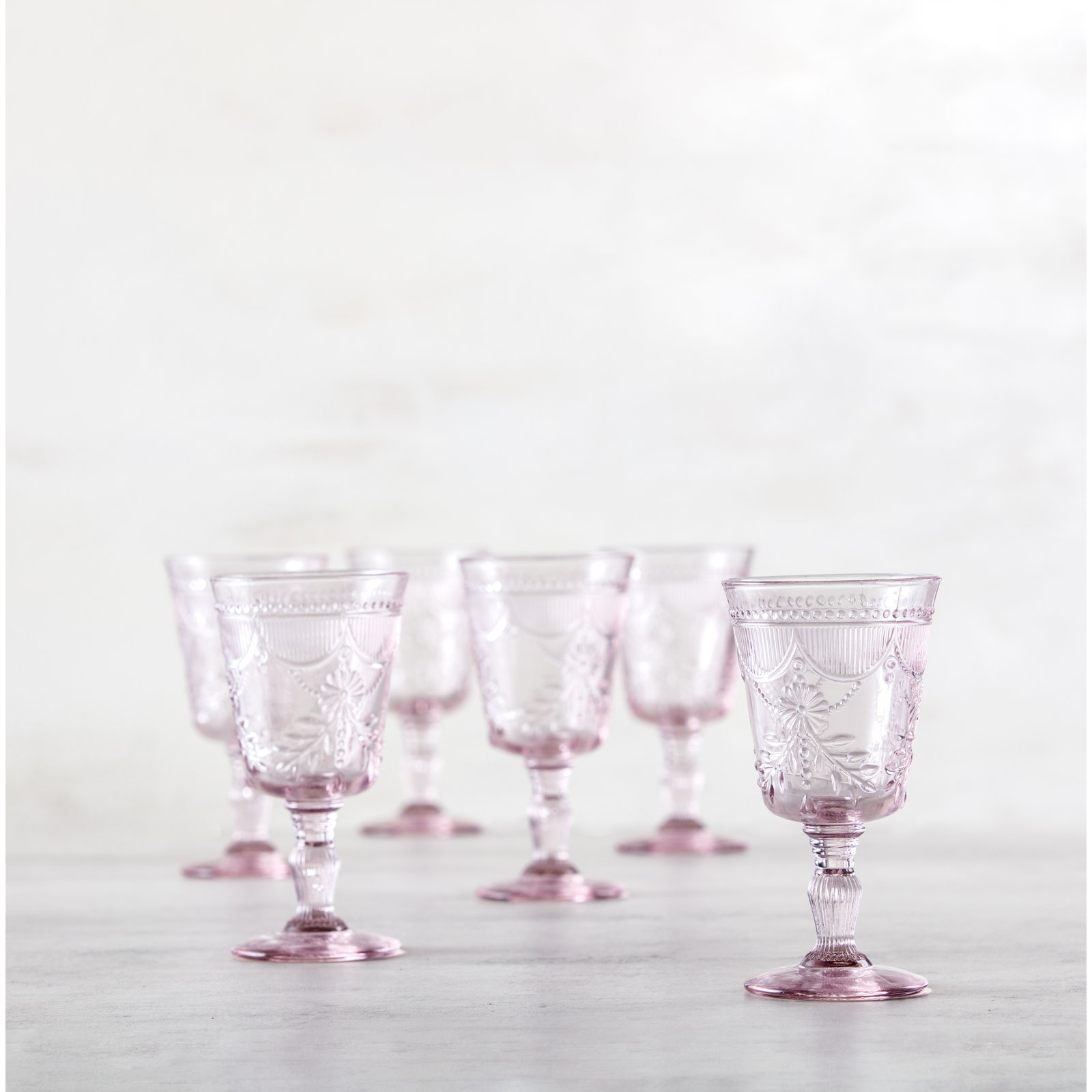 Debutante Glass Goblet, Pink