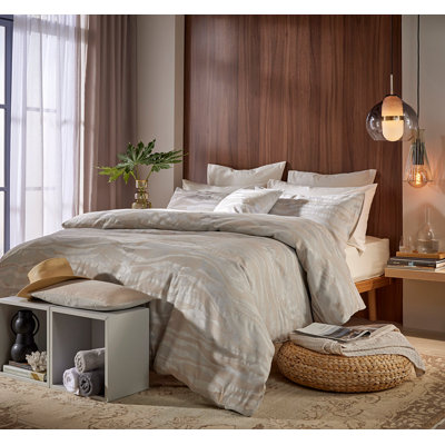 Mensur Textured Duvet Cover Set with Pillowcases