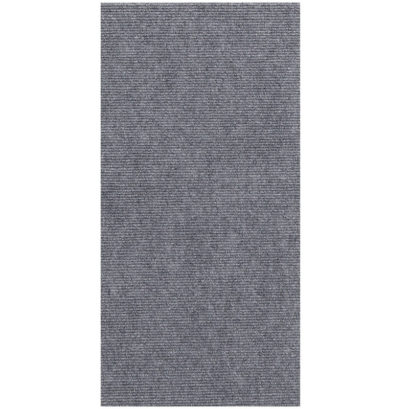 Grattoir Gatlynn, H 39,9 po x l 11,8 po x P 0,19 po, Noir